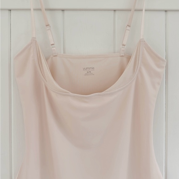 Yummie Bustless Slip Shapewear Women XL Shaping Smoothing Slimming Undergarment - Picture 3 of 13